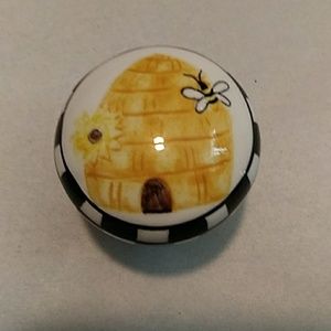 Bee & Beehive Hand Painted Ceramic drawer pulls